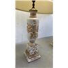 Image 8 : PAIR OF LAMPS WITH SHADES