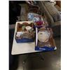 Image 1 : 3 BOXES OF PINWHEEL CRYSTAL AND COLLECTIBLES