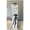 Image 2 : INSIGNIA 58" LIGHTWEIGHT TRIPOD