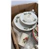 Image 2 : LOT OF ROYAL WINTON CHINA
