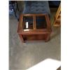 Image 1 : BEVELLED GLASS INSERT END TABLE