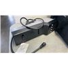 Image 8 : SOUS VIDE COOKER AND MAGIC BULLET BLENDER