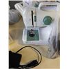 Image 8 : KENMORE LS-2000 SEWING MACHINE WITH SINGER QUICK FIX SEWING MACHINE BOTH WORKING