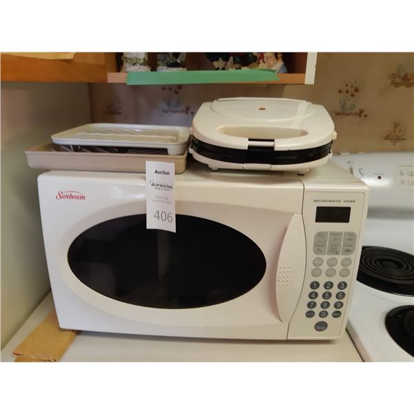Microwave, Waffle maker A