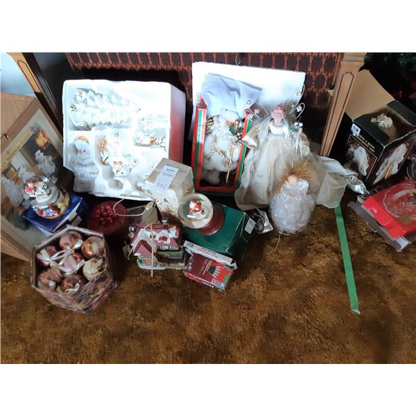 Christmas Decor Cat A