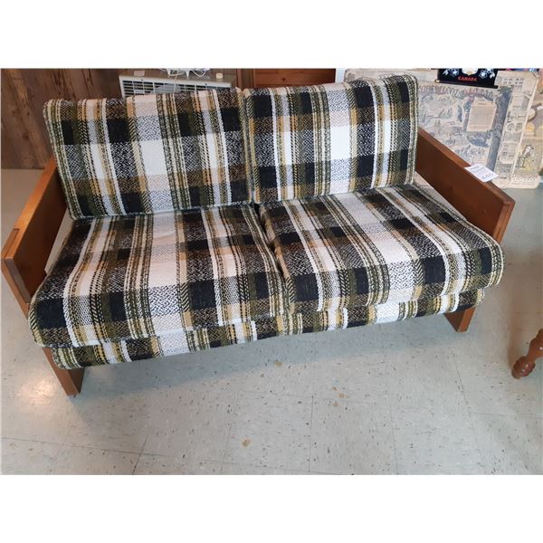 Vintage Love Seat Cat C