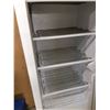 Image 5 : Frigidaire Freezer Cat C