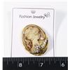 Image 1 : NEW VINTAGE STYLE STONE AND CUBIC ZIRCON BROOCH