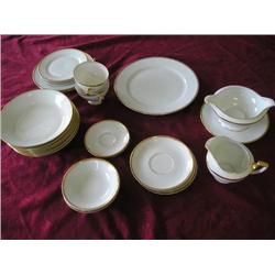 Bovaria China Set