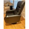 Image 2 : Modern Designer Recliner Chair