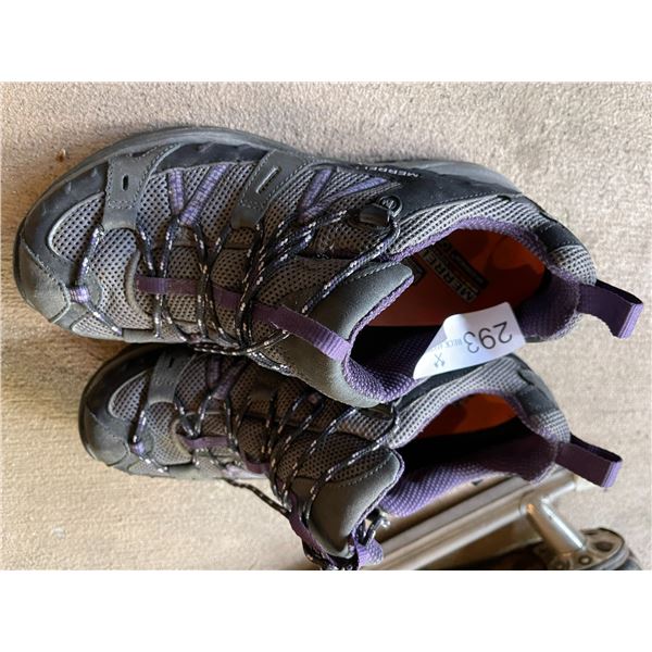 Ladies Sorrell Hiker Shoes - Like New!