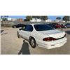 Image 4 : 1997 Pontiac Bonneville SE