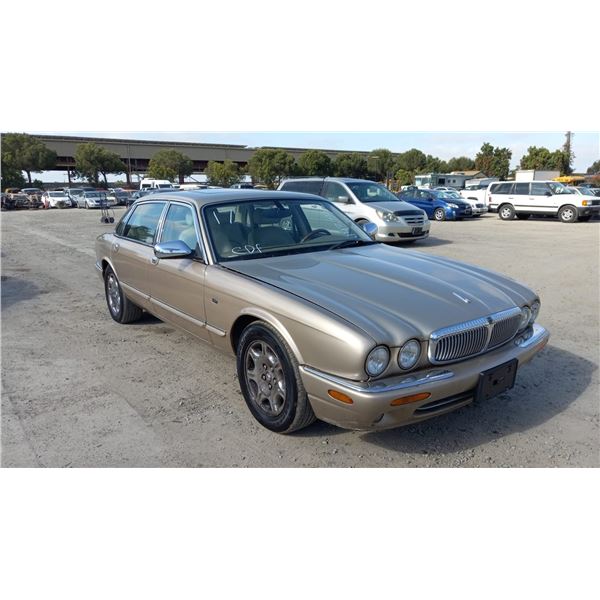2003 Jaguar XJ-Series Vanden Plas