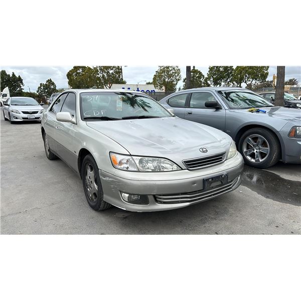 2001 Lexus ES 300