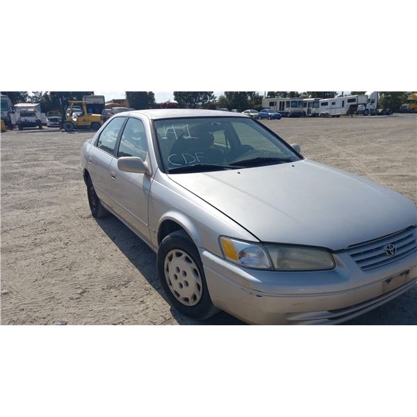 1997 Toyota Camry CE