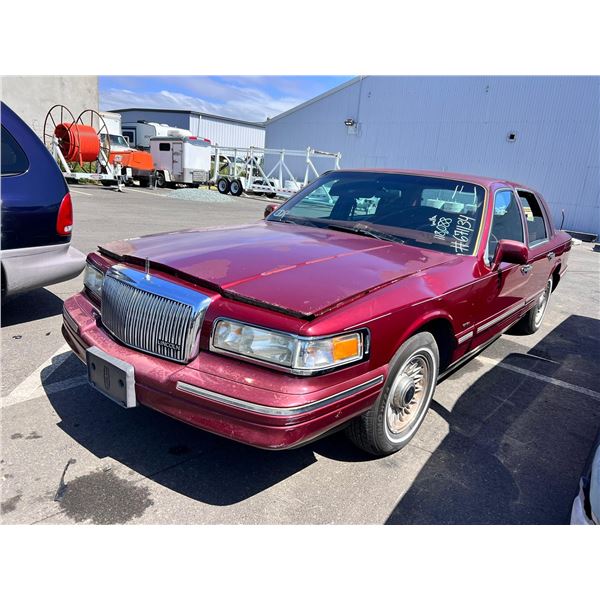 1996 Lincoln Town Car Executive
