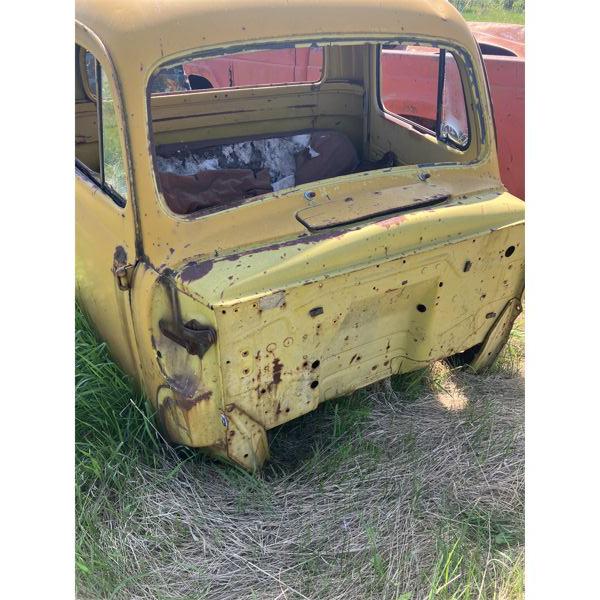 NO RESERVE 1948 FORD CAB