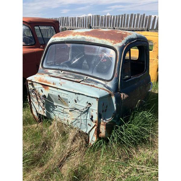 NO RESERVE 1947 FORD CAB GREEN