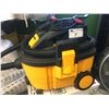 Image 1 : WET/DRY SHOP VAC -5.5HP - 30.3LITRES