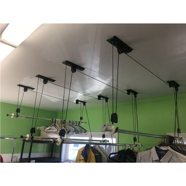 GROUP OF 5 CLOTHES HANGERS ON PULLEY SYSTEM