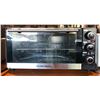 Image 2 : Group of 2 - Hamilton Beach Toaster Oven & Beville Toaster