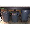 Image 1 : Group of 3 Rubbermaid Bins -