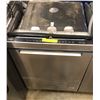 Image 2 : NEW Whirlpool Built-In Dishwasher - Model: WDTA75SAHZ0 - New,Scratch n Dent