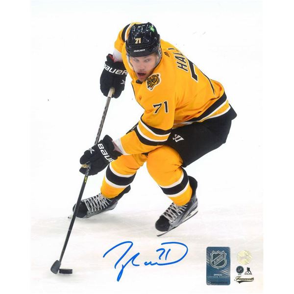 Hall,T Signed 8x10 Unframed Bruins 3rd Jersey-V - Boston Bruins - 90-891