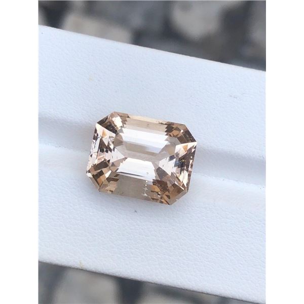 Natural Very Light Champagne Topaz 37.50 Cts