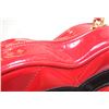 Image 8 : Chanel Red Patent Leather Heart Bag