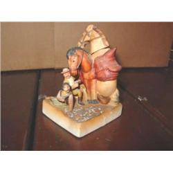 Lionstone Porcelain Decanter - Mini