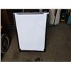 Image 1 : Drawing Board