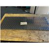Image 1 : ALUMINIUM CHECKER = ,125 X 13 X 34,25