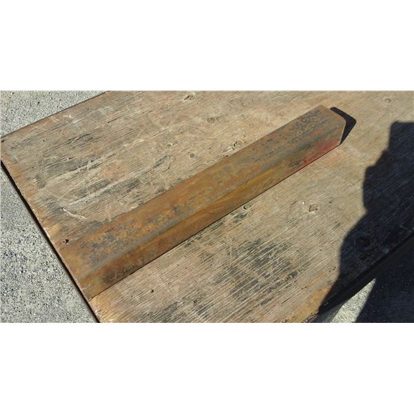 Shaft carre 3" x 24"