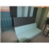 Image 1 : 8 Bench Seats