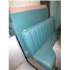 Image 2 : 8 Bench Seats