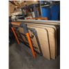 Image 2 : 7 Tables