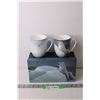Image 2 : Robert Bateman Polar Bear Mugs in Box
