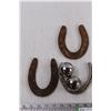 Image 2 : (5) Horseshoes+ (2) Metal Balls+ Tin Container