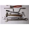 Image 2 : Assorted Tools