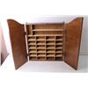 Image 3 : Kings Head Pub and Lodging Trinket Shelf