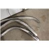 Image 2 : *(4) 2004-08 Chevy Wheel Well Trim