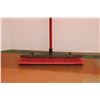 Image 2 : *Libman Broom
