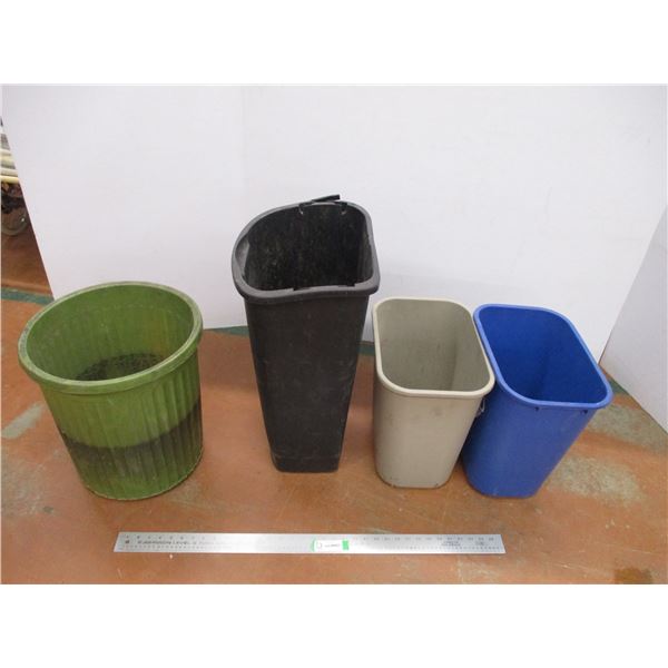 *(4) Garbage Cans