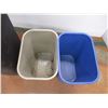 Image 2 : *(4) Garbage Cans