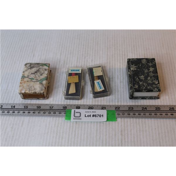 Unknown Reeds? - (2) Flower Stone Book Ornaments