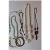 Image 3 : Beaded Necklaces - Bracelets - Earrings