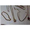 Image 3 : Assorted Necklaces