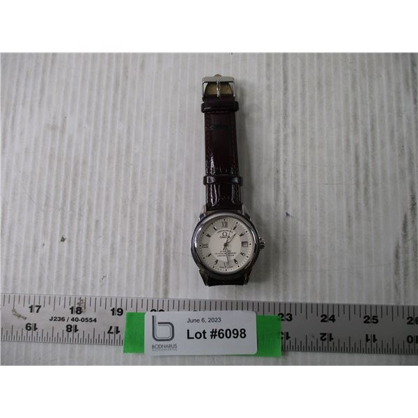 Wrist Watch-- Omega Auto Chronometer 39mm  (Runs)