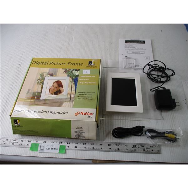 NuVue Digital Picture Frame (Works)